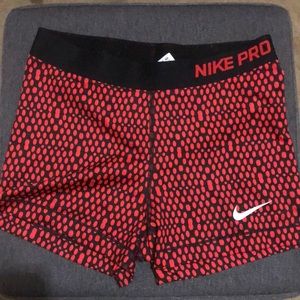 Woman’s Nike pro shorts